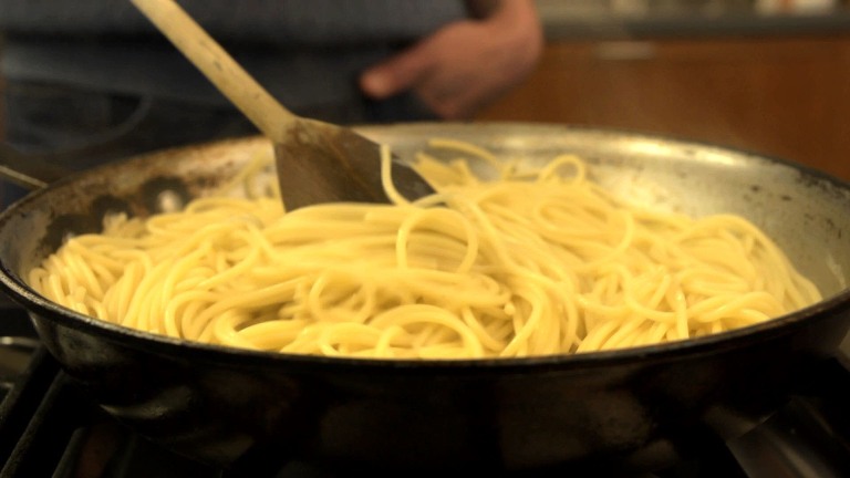 How to Cook Pasta for Large Groups